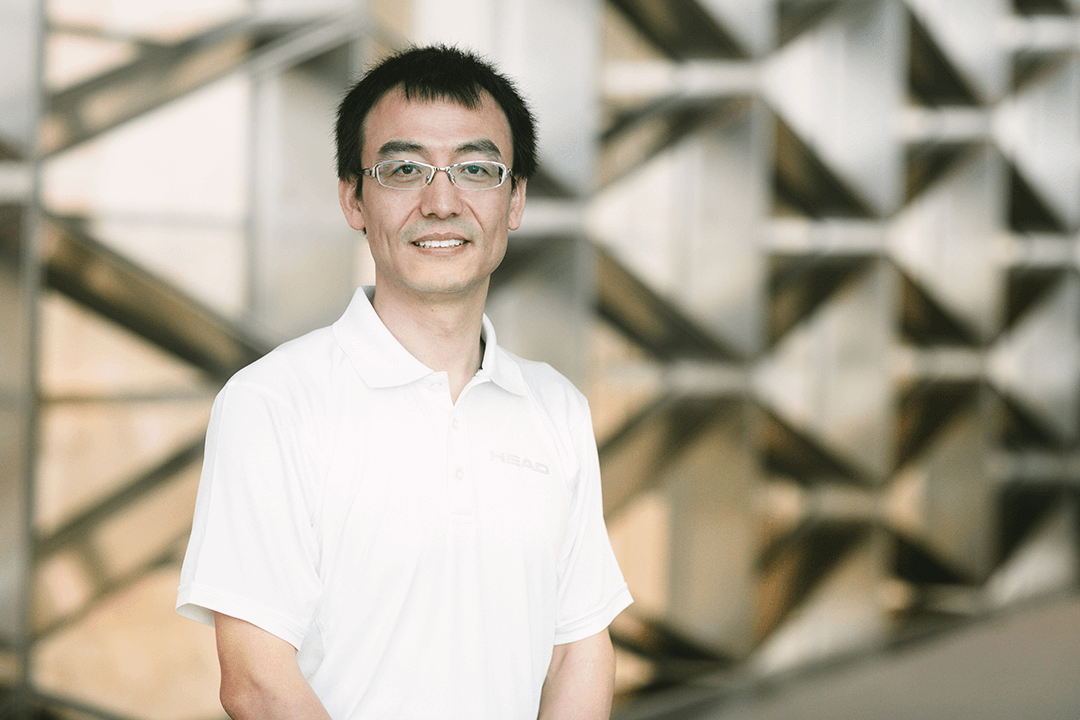 Professor Peng Wang receives global water award