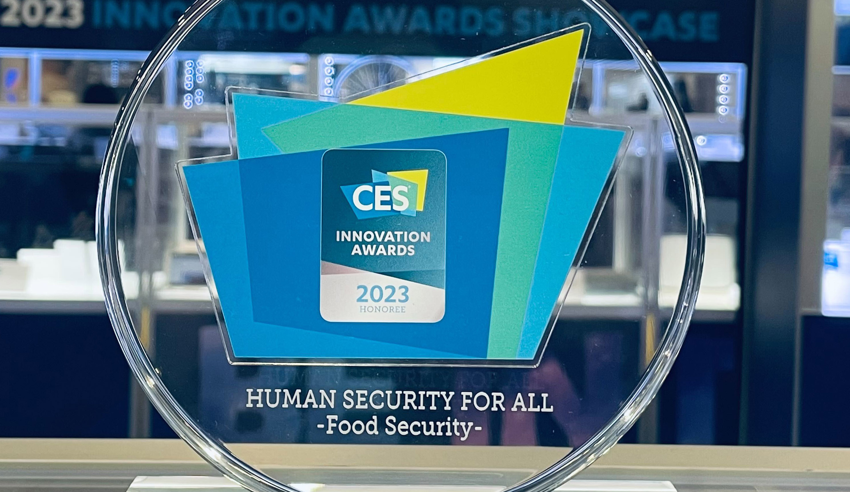 تكريم شركة يوفيرا الناشئة في كاوست بجائزة الابتكار في معرض الإلكترونيات الاستهلاكية CES 2023