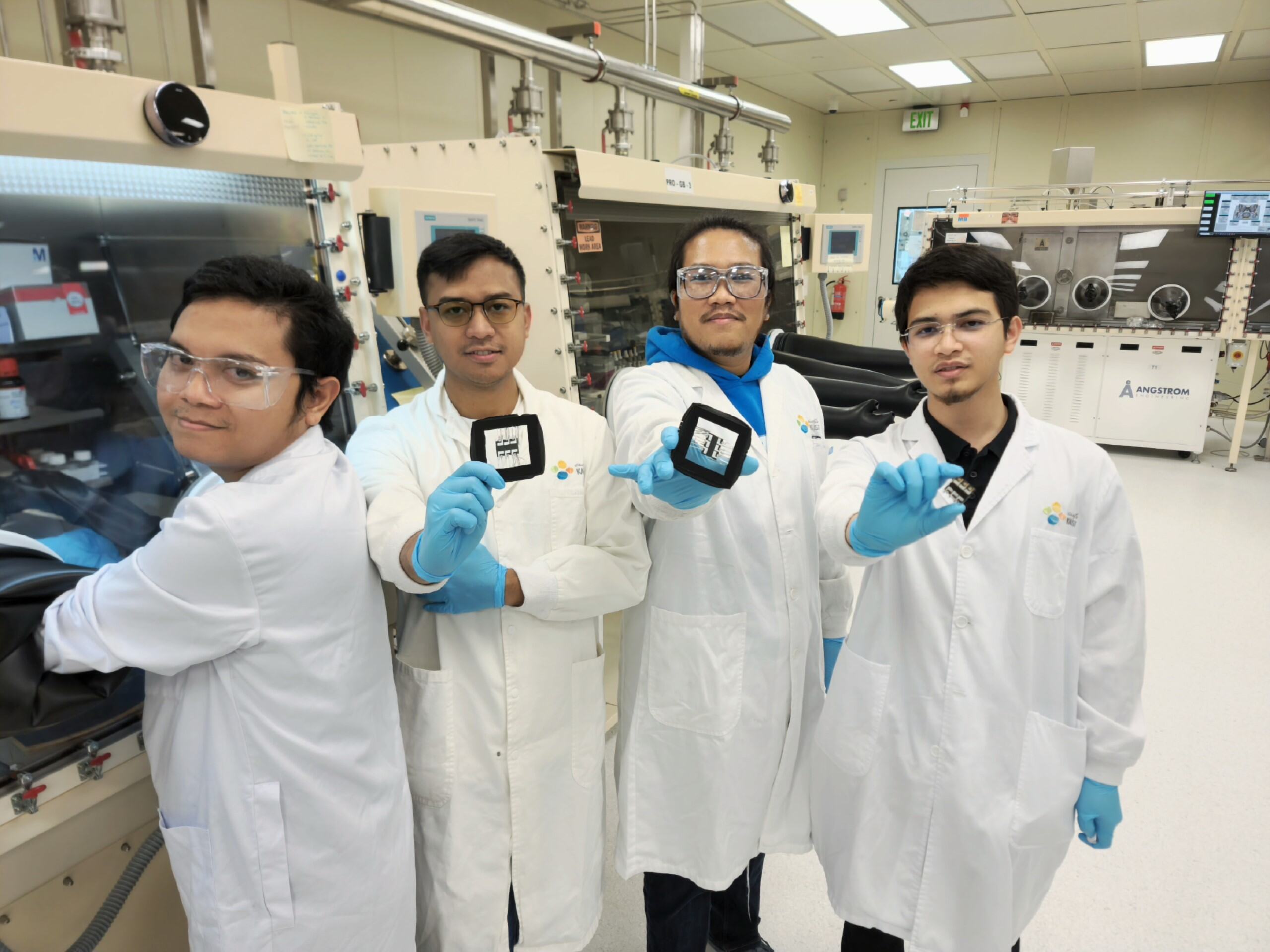 Thin layer solution unlocks stability and efficiency in perovskite solar cells